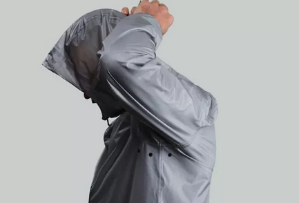 激光切割太陽能充電夾克，未來感十足！